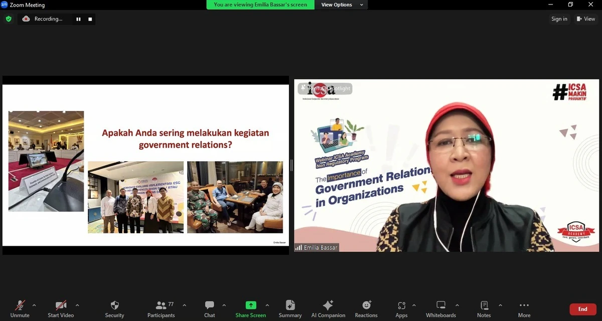 Selasa, 7 Mei 2024 – Webinar non-regulatory dengan topik "The Importance of Government Relations in Organizations” diadakan pada Kamis (2/5/24) oleh Indonesia Corporate Secretary Assocation (ICSA). Webinar yang dihadiri lebih dari 90 peserta tersebut, mengundang Emilia Bassar selaku Founder & CEO CPROCOM dan Dosen Ilmu Komunikasi UMB dan IPB.

Saat ini, perusahaan dituntut harus mampu menjaga nama baik dan citra perusahaan terutama bagi pemerintah yang menjadi sasaran dunia bisnis agar mudah dikenal khalayak ramai. 

Dengan strategi government relations yang tepat diharapkan mampu mengangkat serta memberi nilai lebih terhadap perusahaan agar dapat bersaing dengan perusahaan lainnya, selain itu government relations juga akan menjadi senjata alternatif untuk membentuk citra positif bagi perusahaan tersebut. 

Oleh karena latar belakang tersebut, ICSA mengadakan webinar ini untuk meningkatkan kemampuan menjalin hubungan yang baik dengan pemerintah.<br>
                  